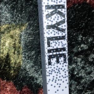 kylie super glitter gloss in snow sparkle